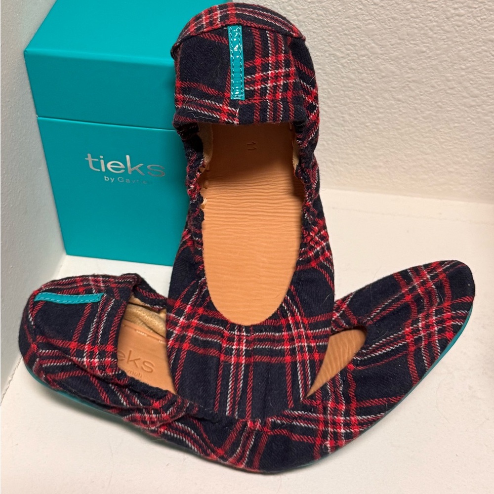 Tieks Heritage Plaid Red White & Blue Plaid Flats size 11 NEW